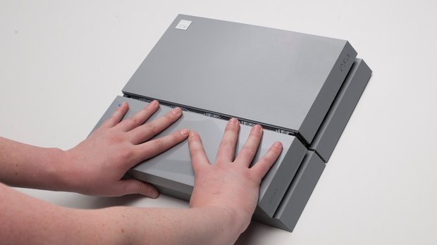 پلی استیشن 4